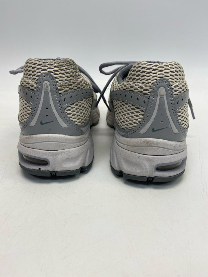 Nike Size 10 Gray Lace-Up Men&