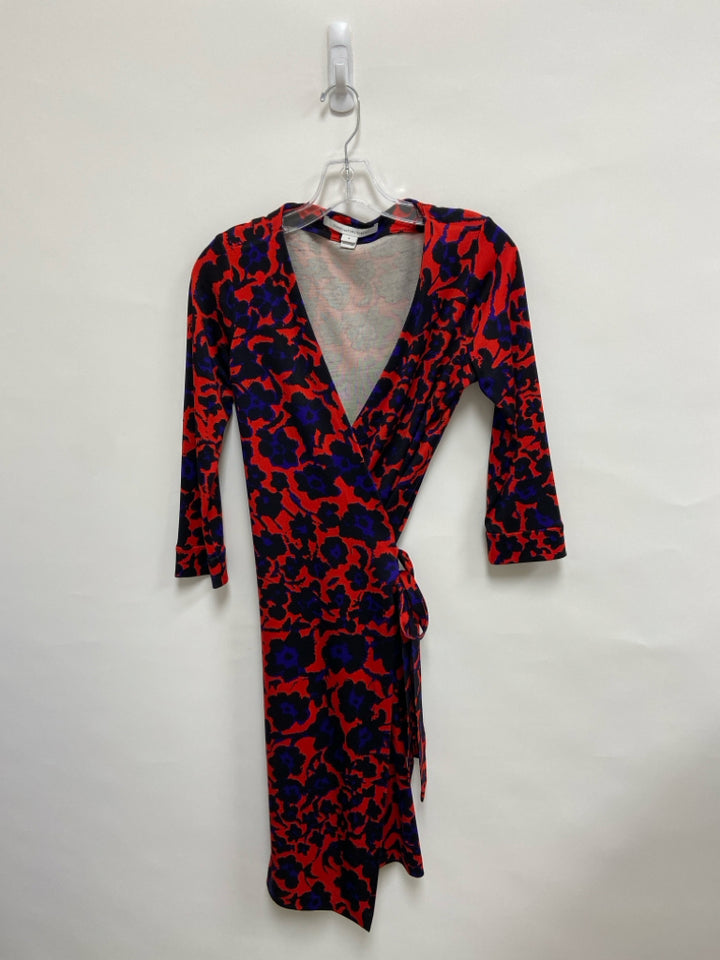 Diane Von Furstenberg Size 6 Red Black/Purple Animal Print Wrap Ladies Dress