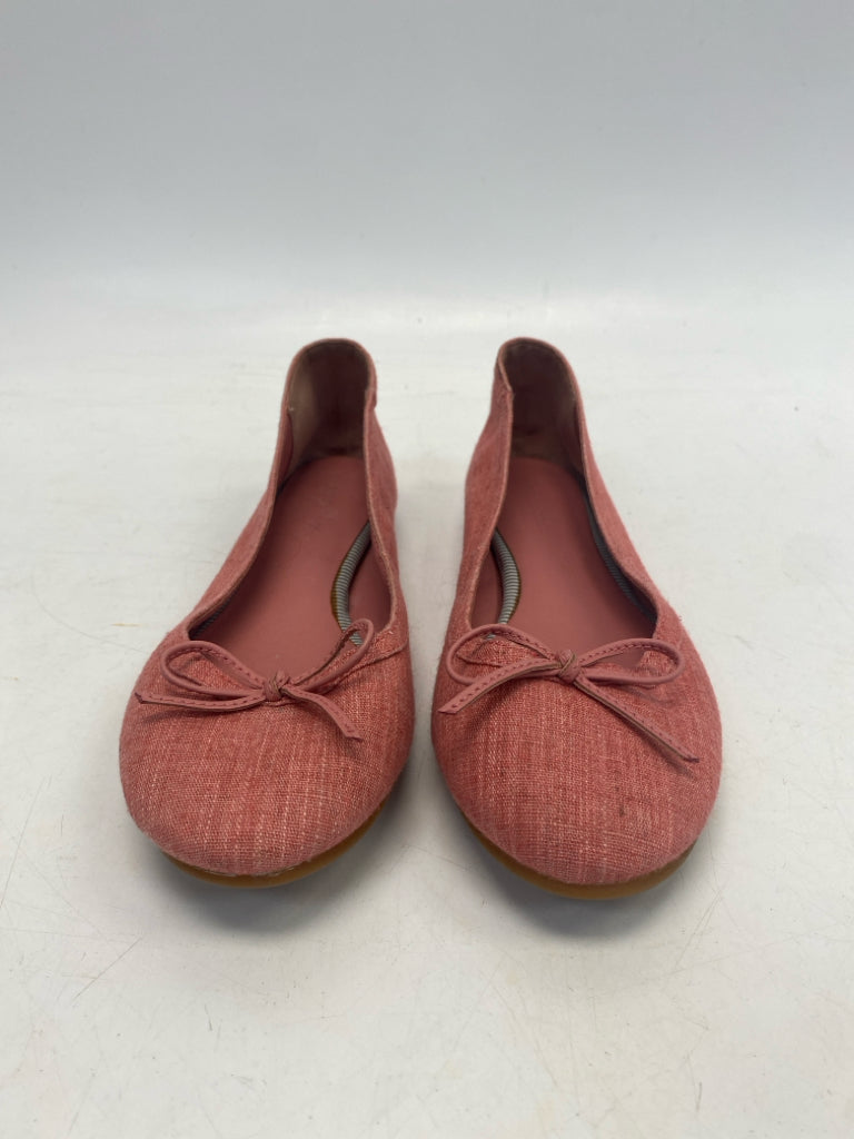 Lacoste  Size 6 Pink Bow(s) Flats