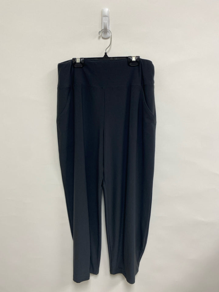 Sympli Size 12 Charcoal Pull-on Ladies Pants