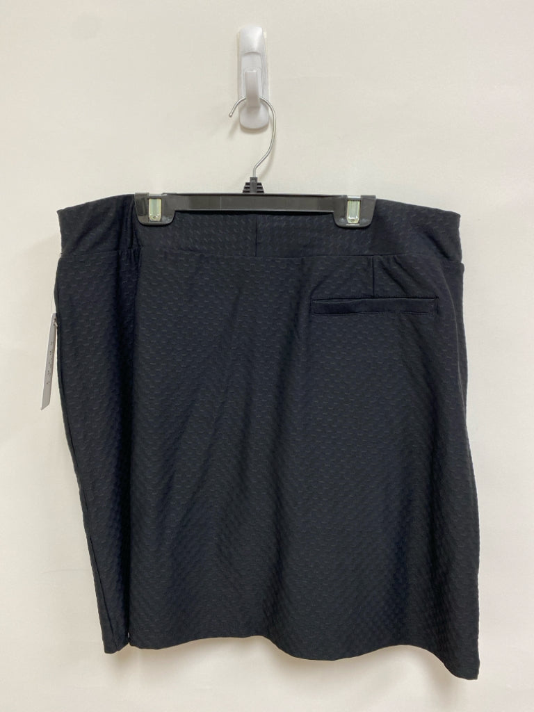 NWT Tribal Size L Black Athletic Skort