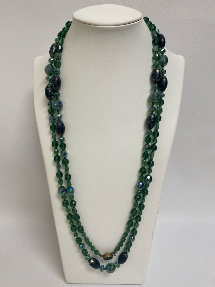 Green Black Beaded Necklace