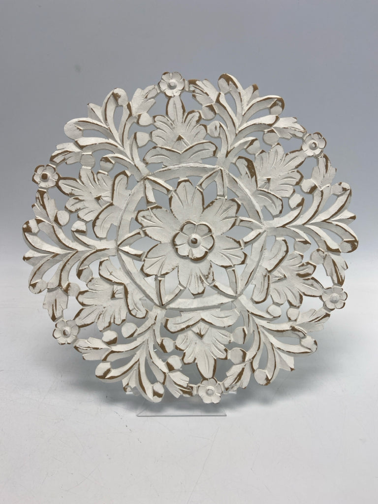 White Distressed Wood Wall Hanging