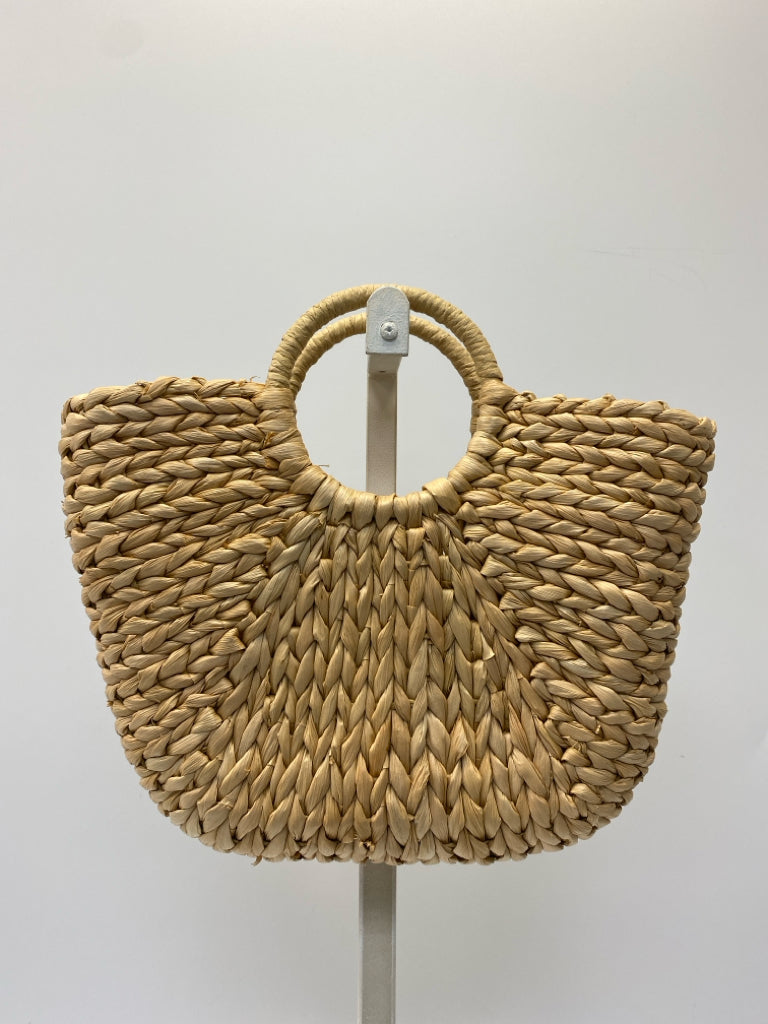 Natural Woven Straw Handbag