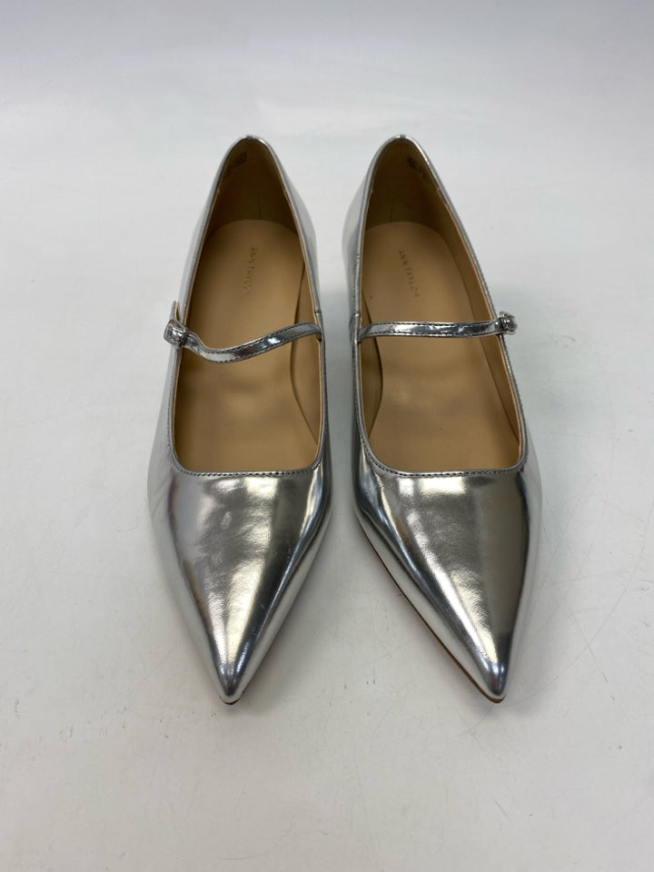 Ann Taylor  Size 6 Silver Patent Heels