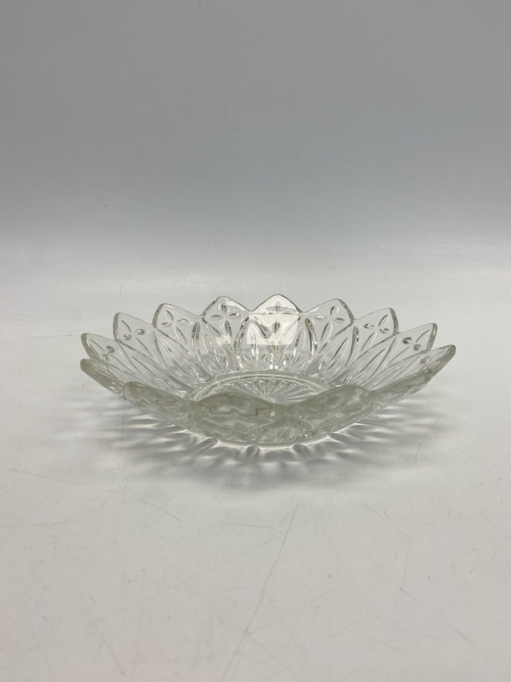 Clear Petals Bowl(s)