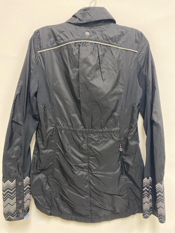 Lululemon Size 4 Black White Trimmed Athletic Jacket