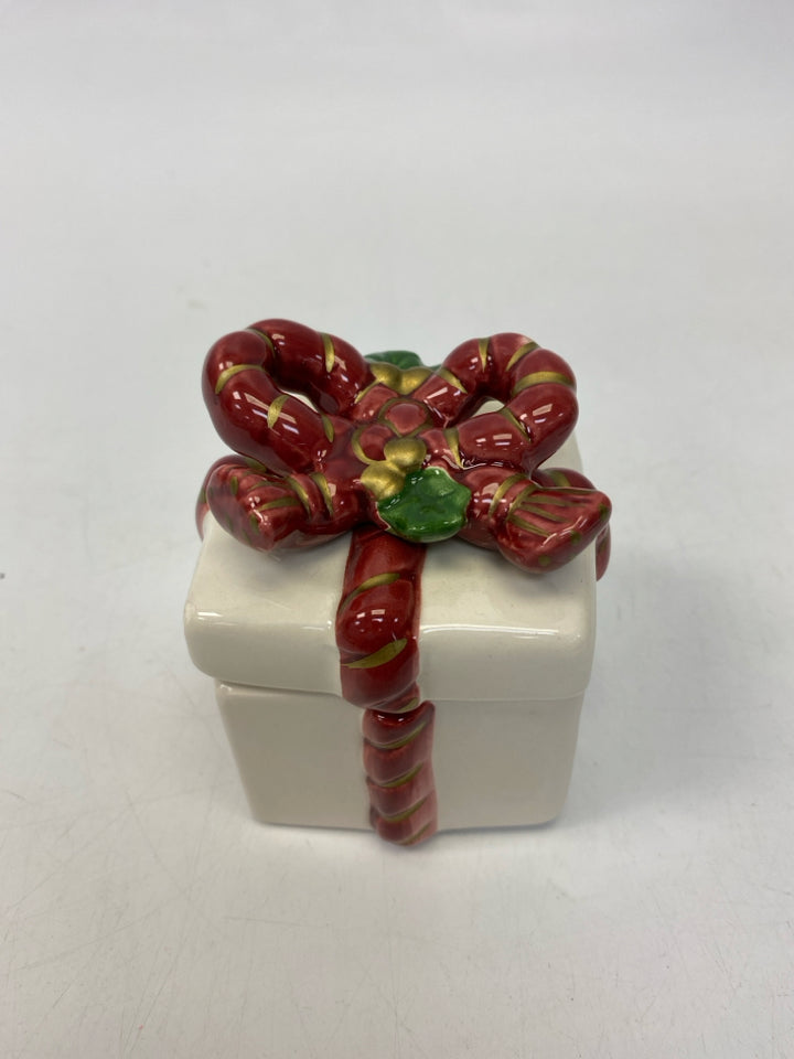 White Red Ceramic Christmas