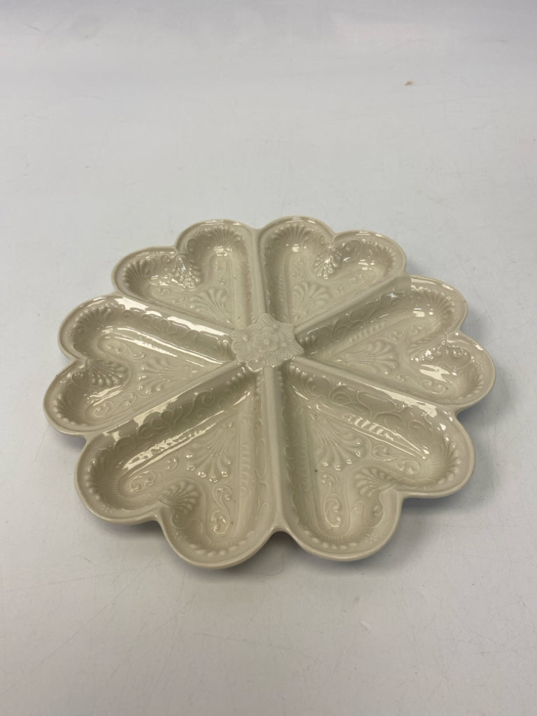 Cream Hearts Plate (s)