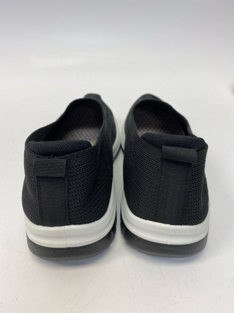 Size 6.5 Black Sneakers