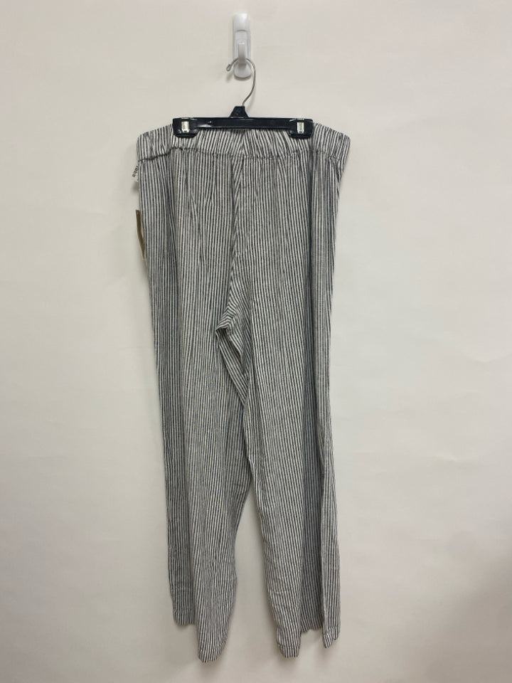 NWT Michael Kors Size M White Gray Striped Ladies Pants