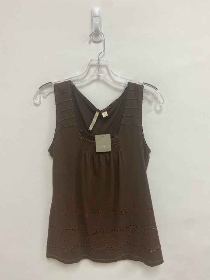 NWT little yellow button Size S Brown Tank Ladies Top