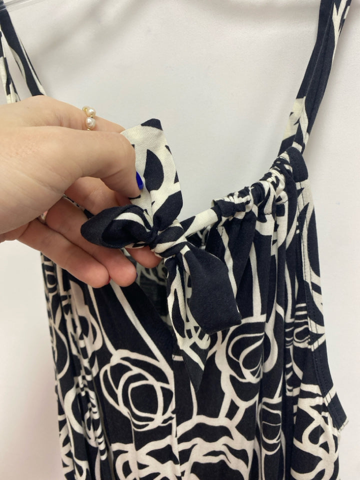 Trina Turk Size P Black White Print Sleeveless Petite Top