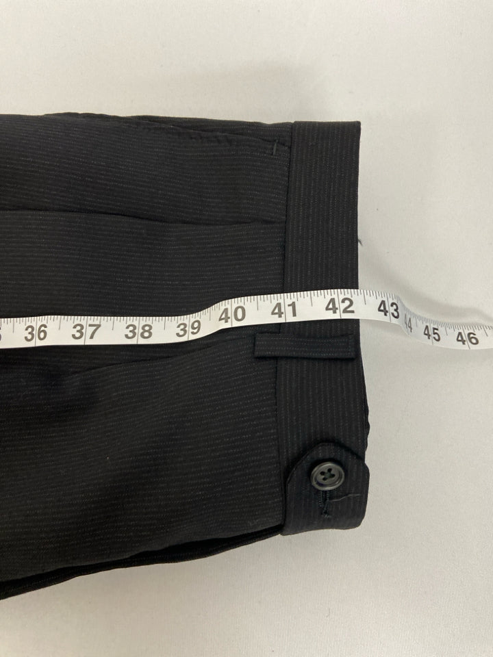 Burberry Size 42L Black Striped Wool Men&