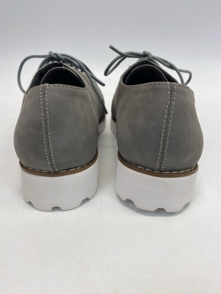 US Shoe Size 10 Gray Lace-up Flats