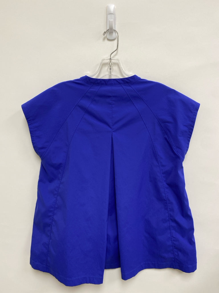 Athleta Size M Blue Button Up Poplin Ladies Top