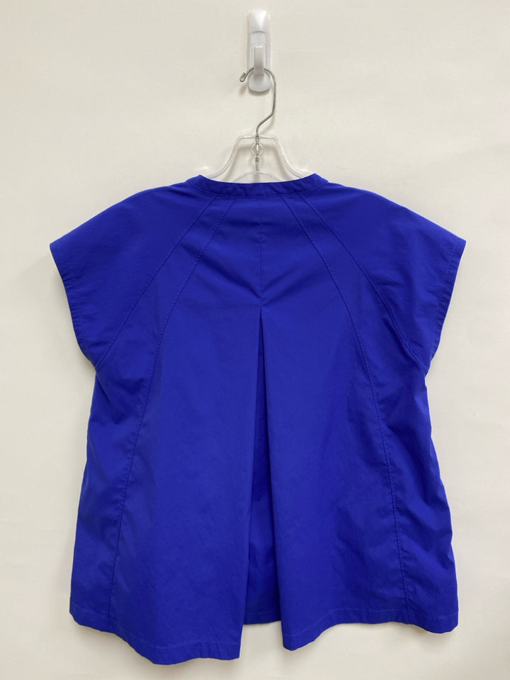 Athleta Size M Blue Button Up Poplin Ladies Top