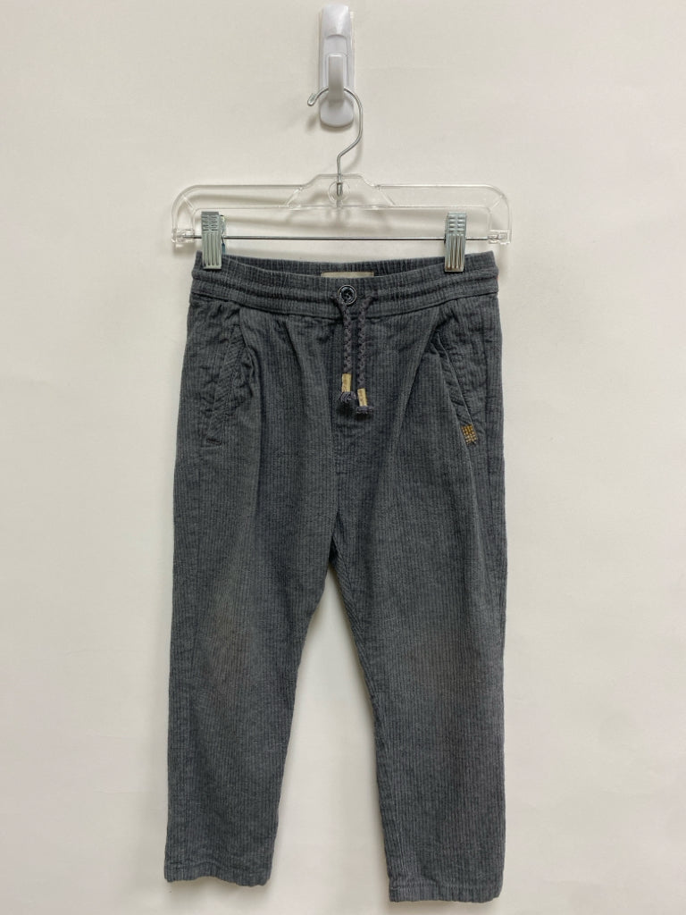 Zara SIZE 5 Gray Stripes Pull-on Boy&