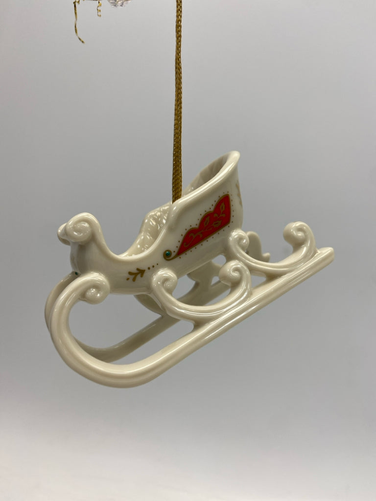 Lenox Ornaments Sleigh 2002