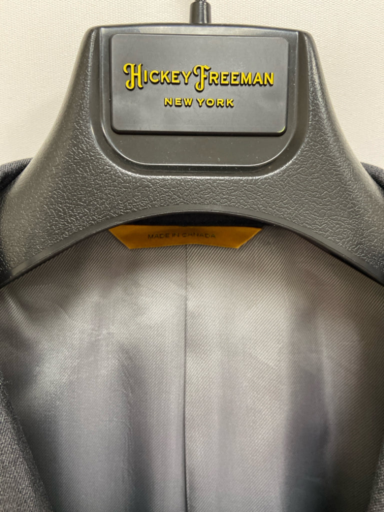 Hickey Freeman Size 48 Charcoal Wool Men&