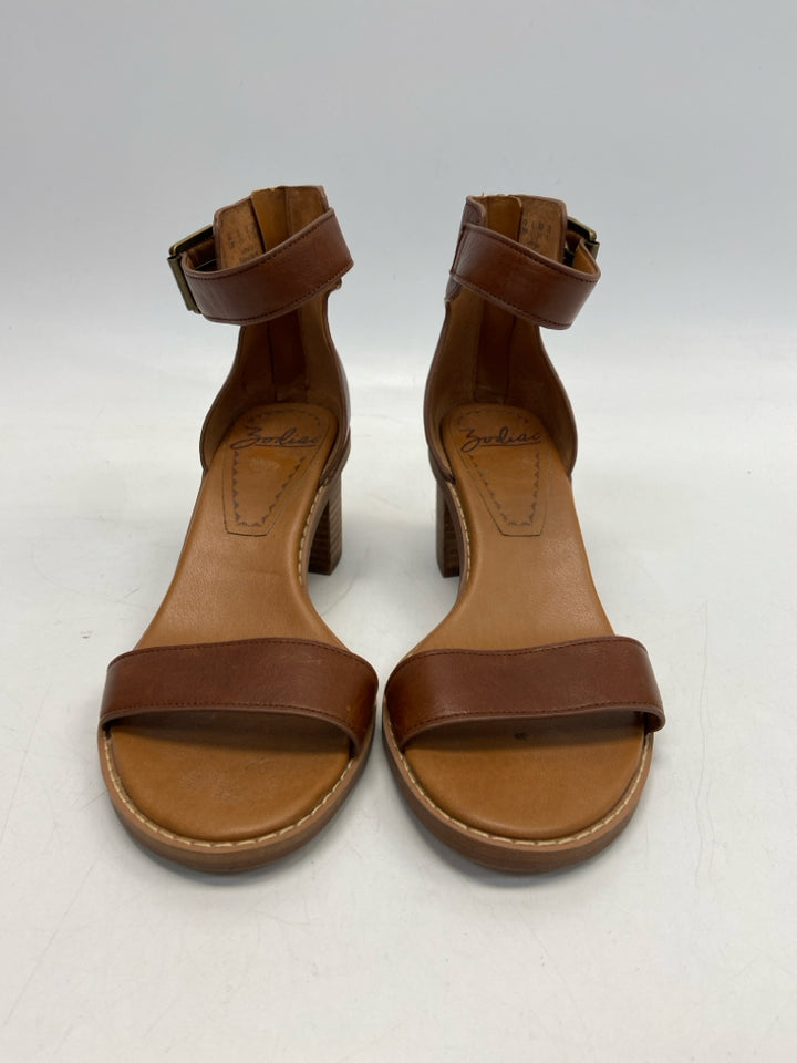 Size 8.5 Brown Leather Sandals