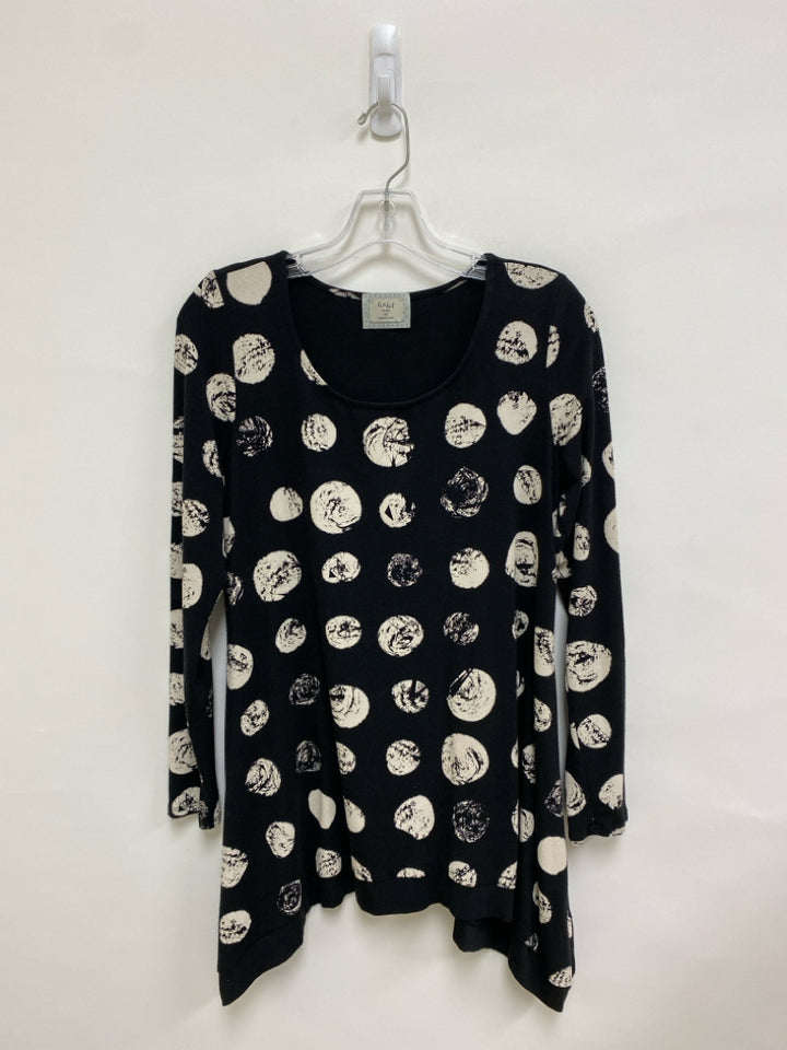 Chalet et ceci Size XS Black White Moon Tunic Ladies Top