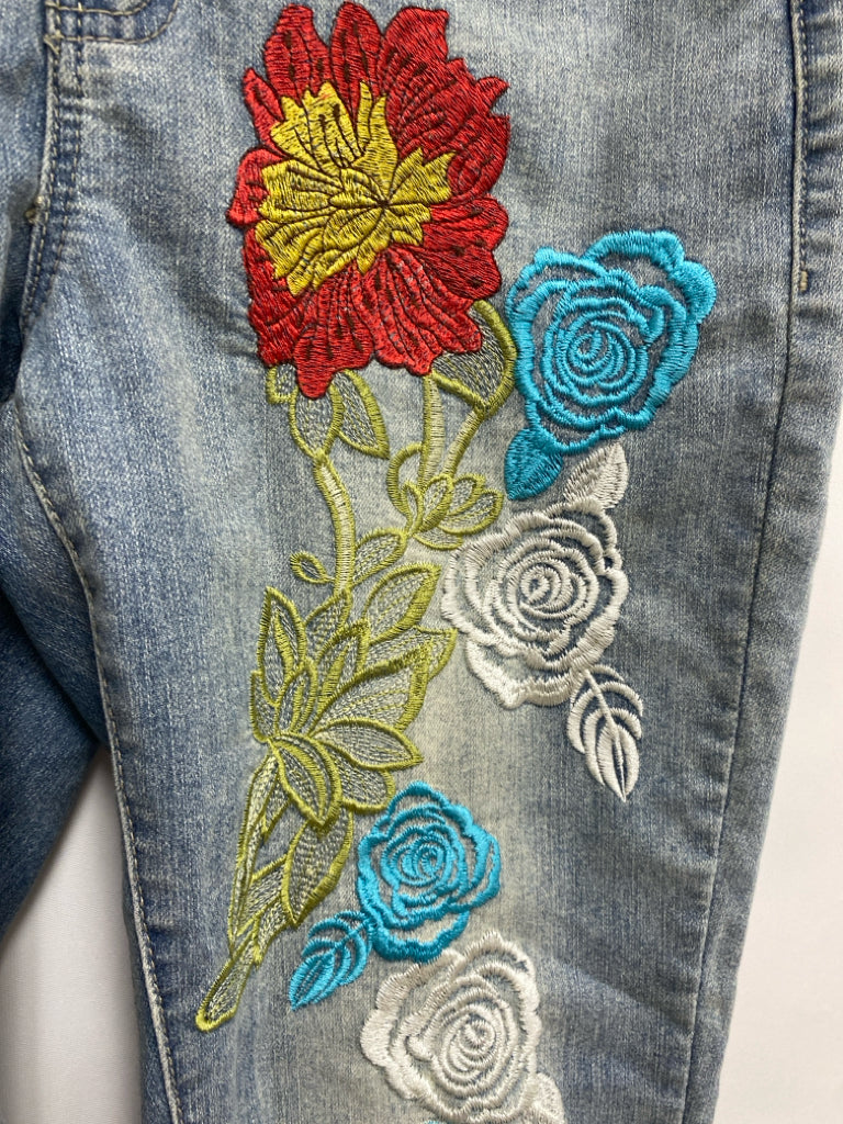 Size 6 Faded Denim Flowers Embroidered Ladies Jeans