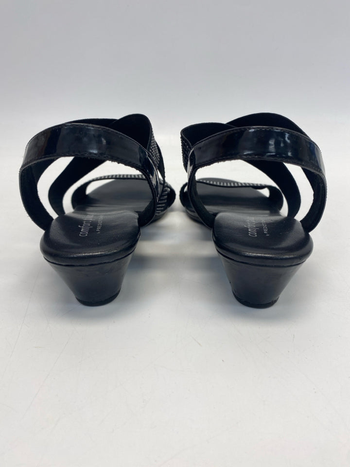 Size 11 Black Silver Studded Sandals