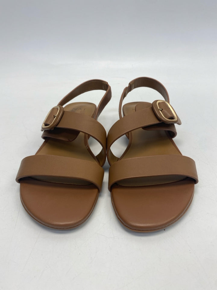 NWOT Naturalizer  Size 6.5 Brown Sandals