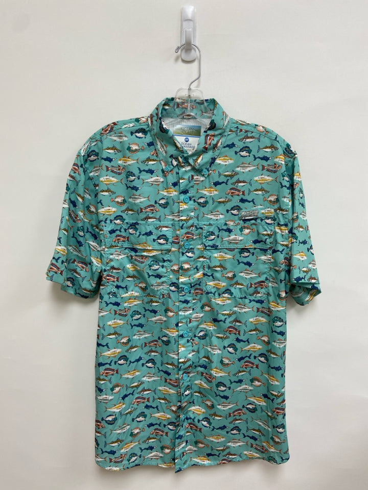 Ocean + Coast Size S Seafoam Multi Color Fish Button Up Men&