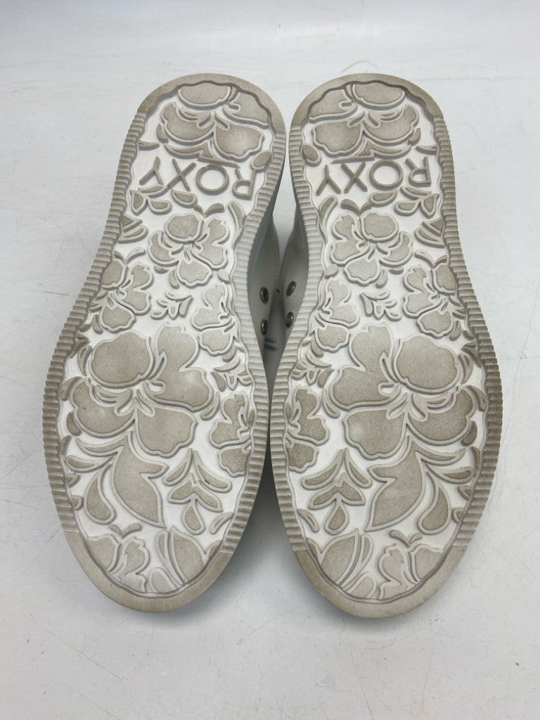 NWT Roxy US Size 8 White Sneakers