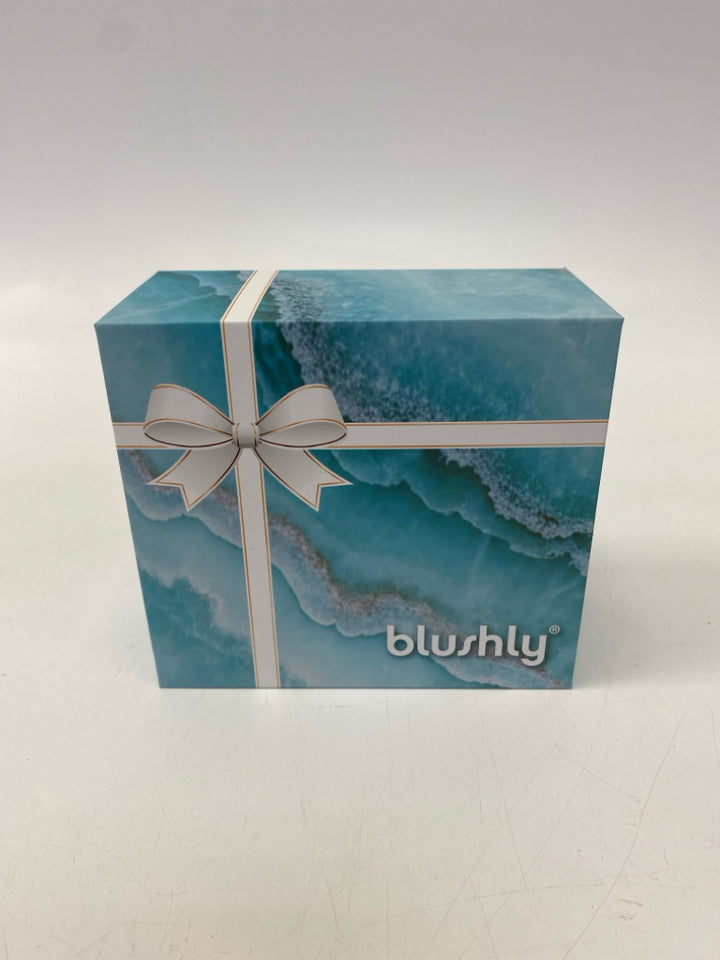 NEW/BOX blushly Facial Cleansing Brush