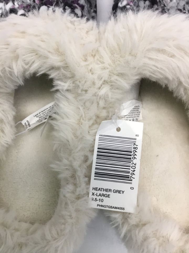 NWT Isotoner US Shoe Size XL Gray/White Slippers