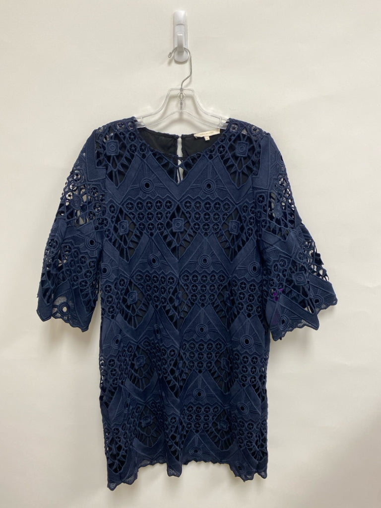Size M Navy Lace Bell Sleeves Ladies Dress
