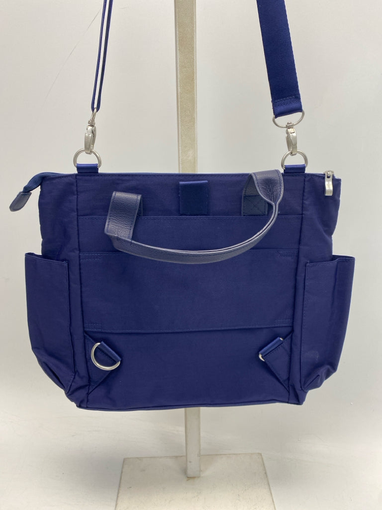 Baggallini Dark Blue Duffle Bag