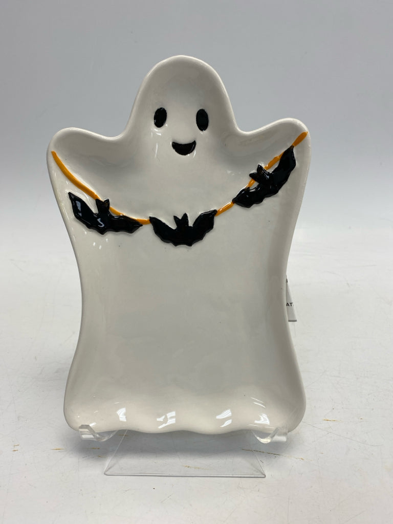 White Black Halloween
