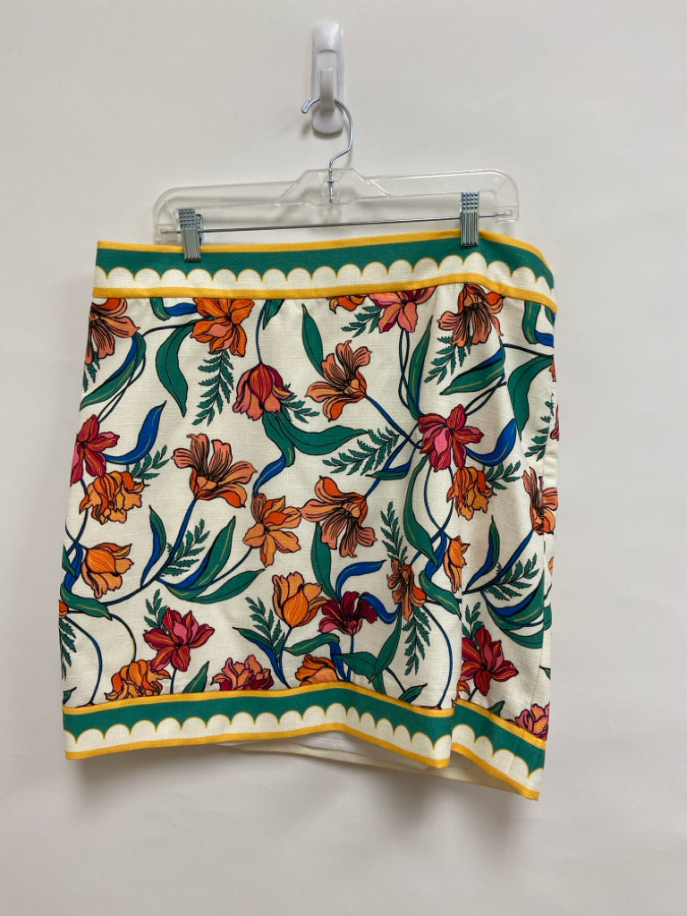 Boston Proper  SIZE  16 Cream Green/Orange Floral Plus Size Skirt