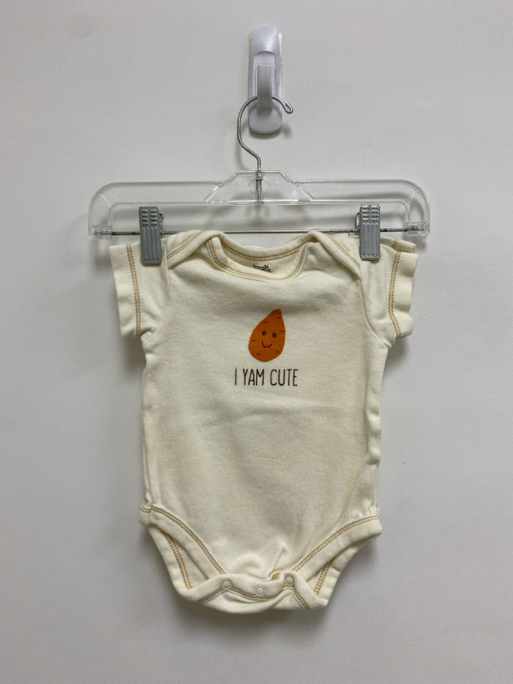 SIZE 0-3M Cream Vegetables Boy&