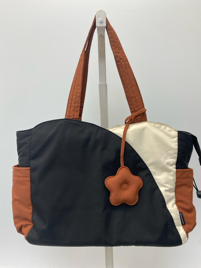 Lovevook Black/Cream Black Nylon Tote Bag