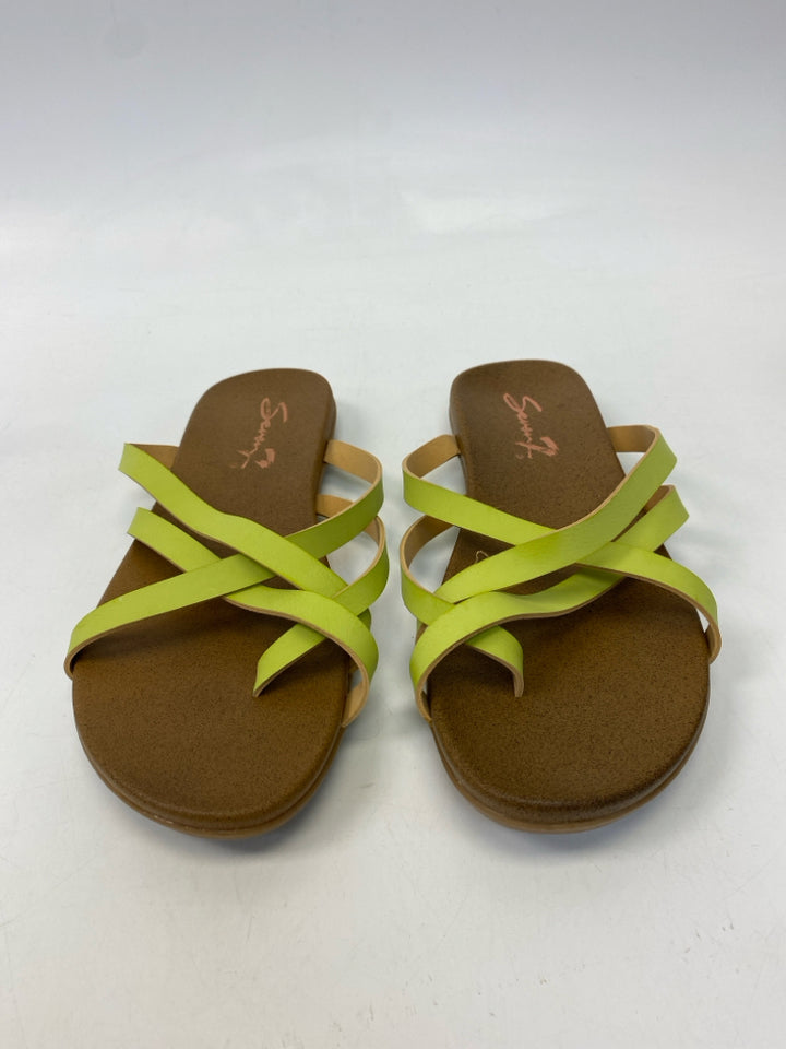 Seven 7  Size 9 Lime Green Sandals