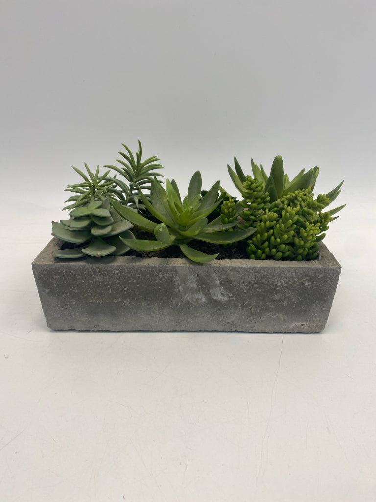 Green Gray Stone Silk Plant