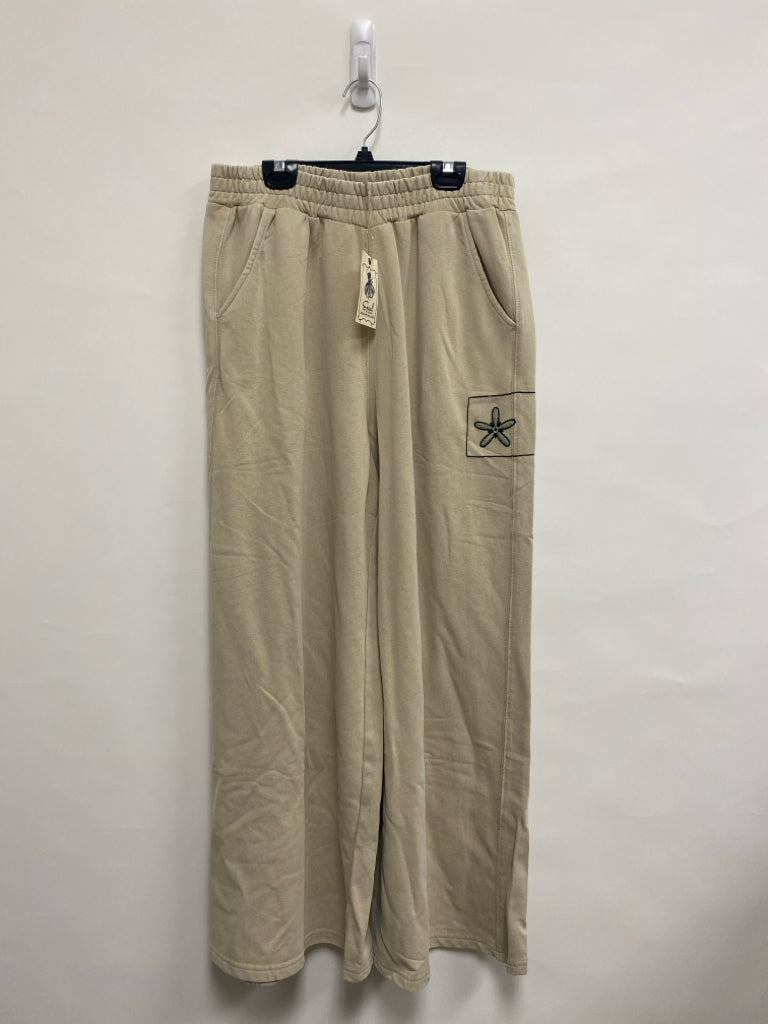 NWT Easel Size L Beige Embroidered Wide Leg Ladies Sweatpant