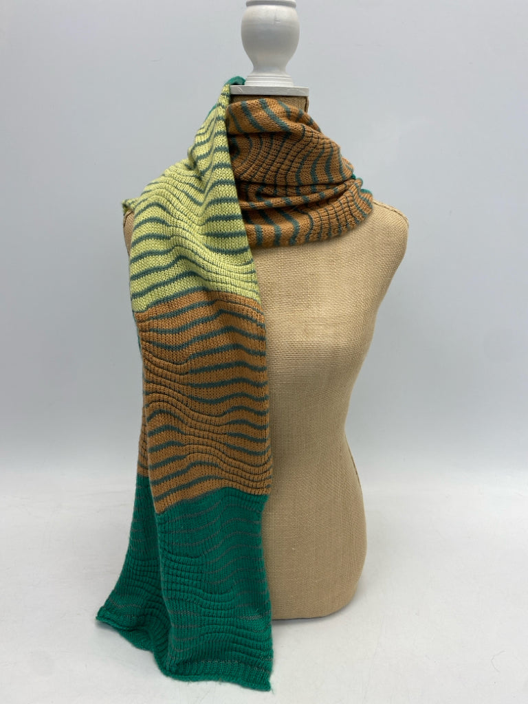 BCBG Green Yellow/Brown Winter Scarf