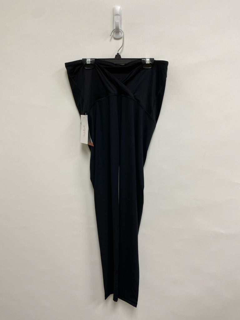 NWT Size M Black Maternity Leggings