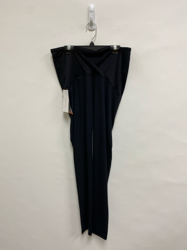 NWT Size M Black Maternity Leggings