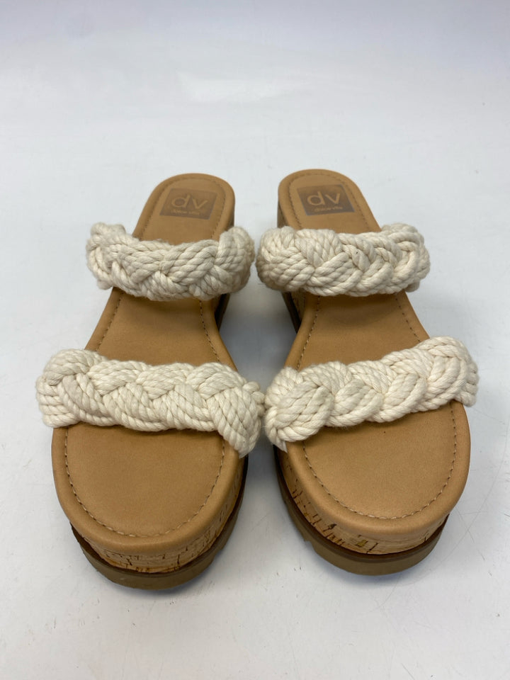 Dolce Vita  Size 7.5 Cream Braided Sandals