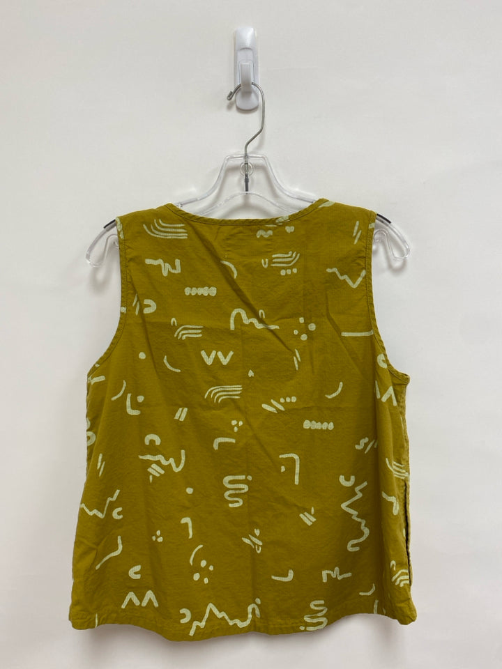 Size L Olive Green Pale Sage Button Up Ladies Vest