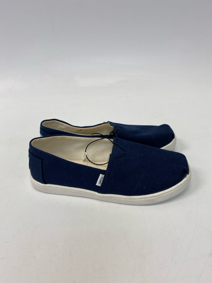 Toms SIZE 1 Navy Girl&