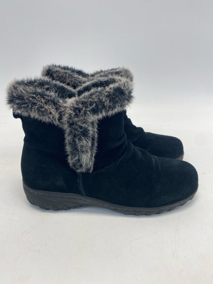 US Shoe Size 8 Black Boots