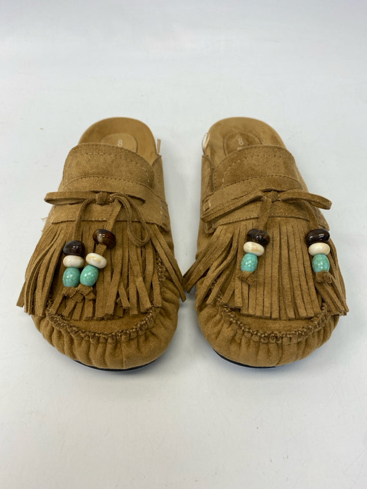 No Boundaries  Size 8 Camel Fringe Suede Sandals